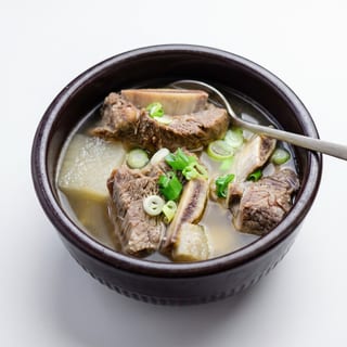 Galbee Tang (Short Rib Soup)